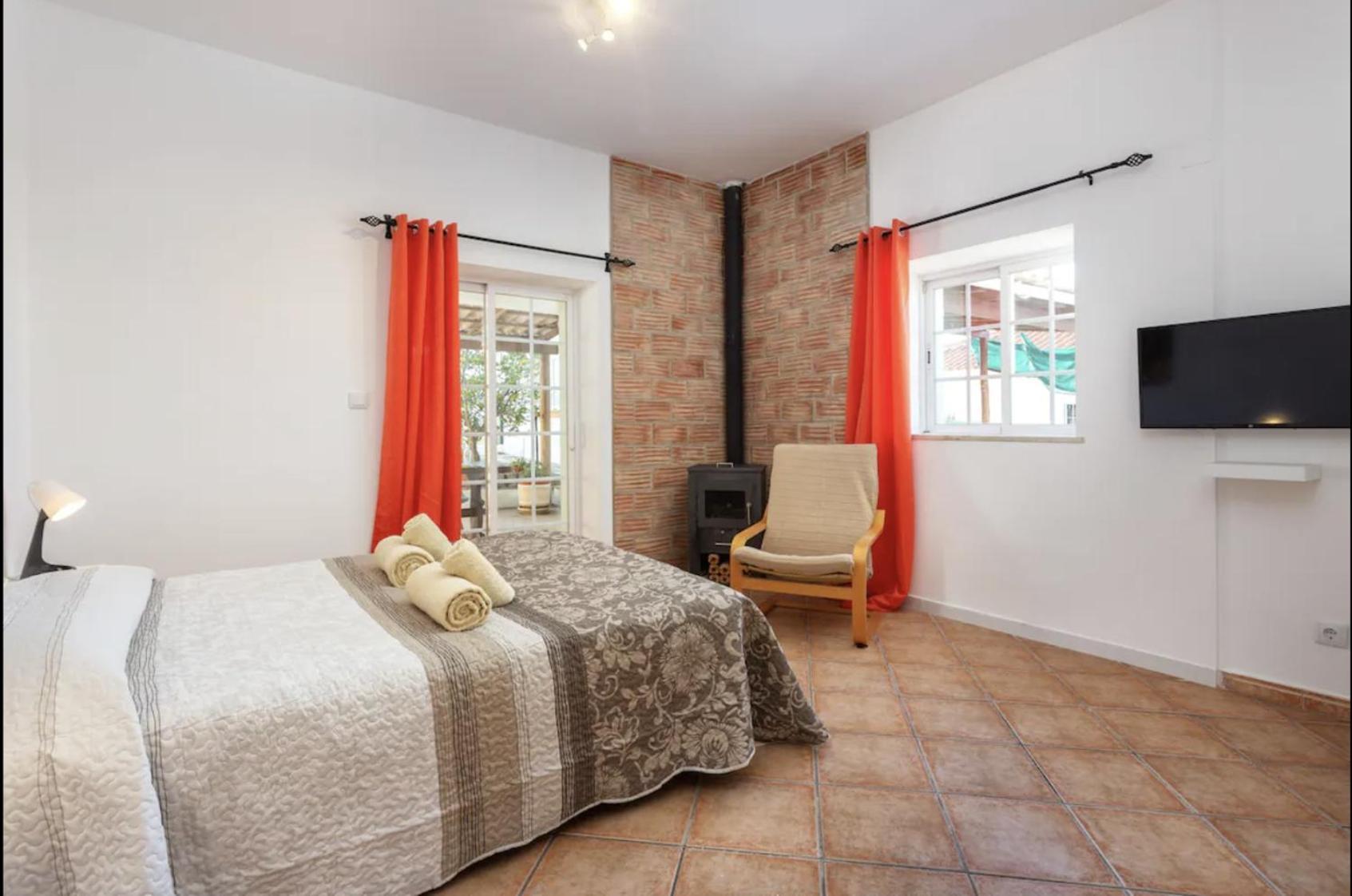 Blife Moustachya Private Rooms 파로 외부 사진